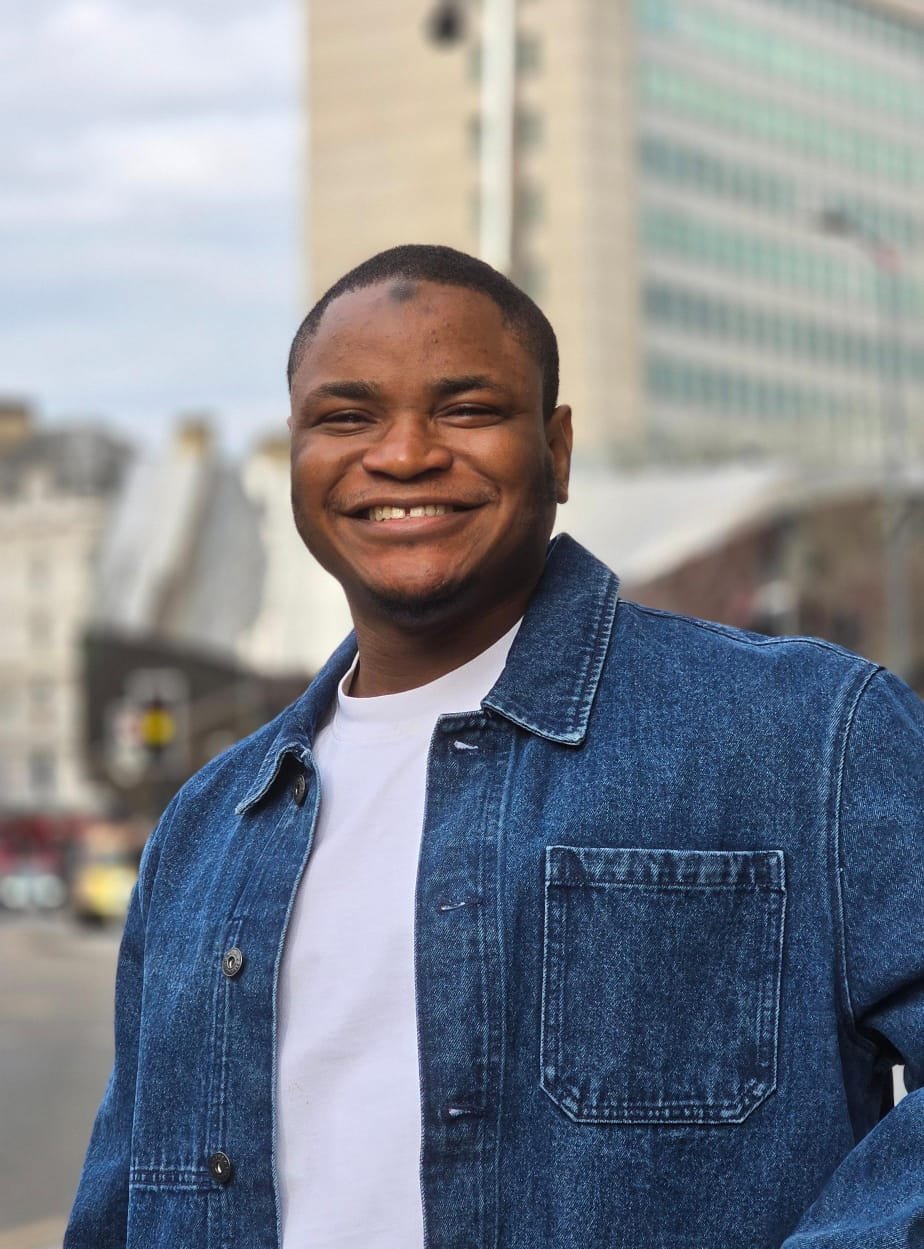 Idris Olubisi - Developer Relations Engineer & Founder, Web3 Afrika